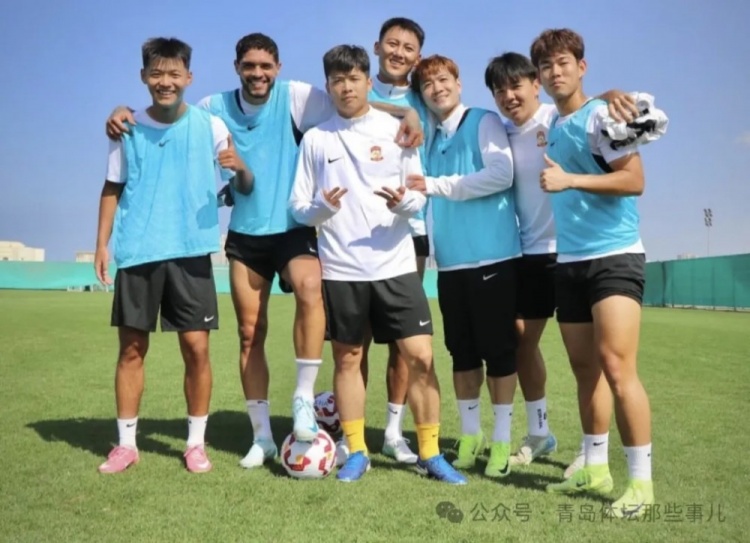  記者：劉小龍接近加盟青島西海岸，正隨隊在迪拜拉練只差官宣