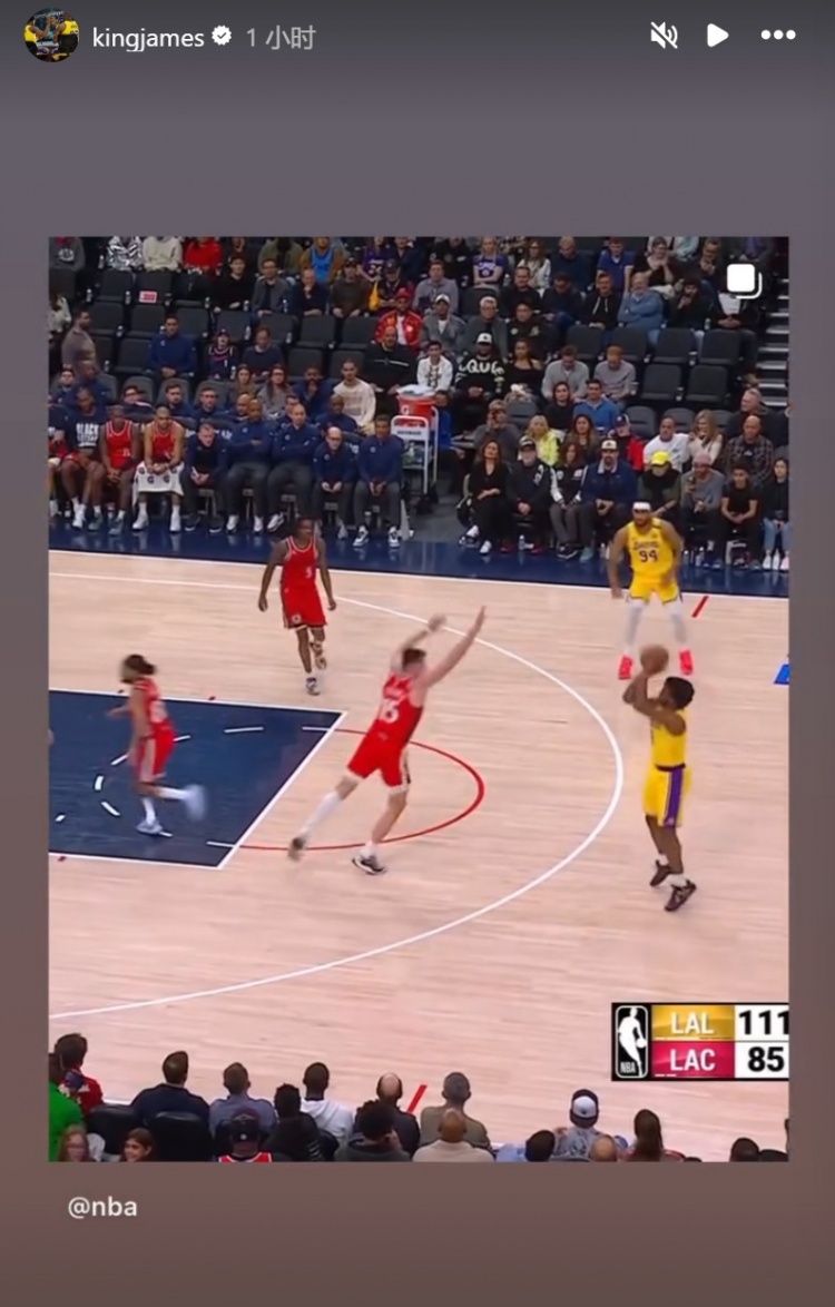  為你驕傲！布朗尼投進(jìn)NBA生涯首記三分球！詹姆斯賽后轉(zhuǎn)發(fā)