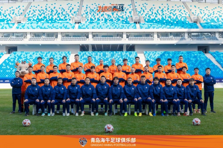  青島海牛一線隊名單：老將鄭龍、薩里奇坐鎮(zhèn)，金洋洋等新援在列