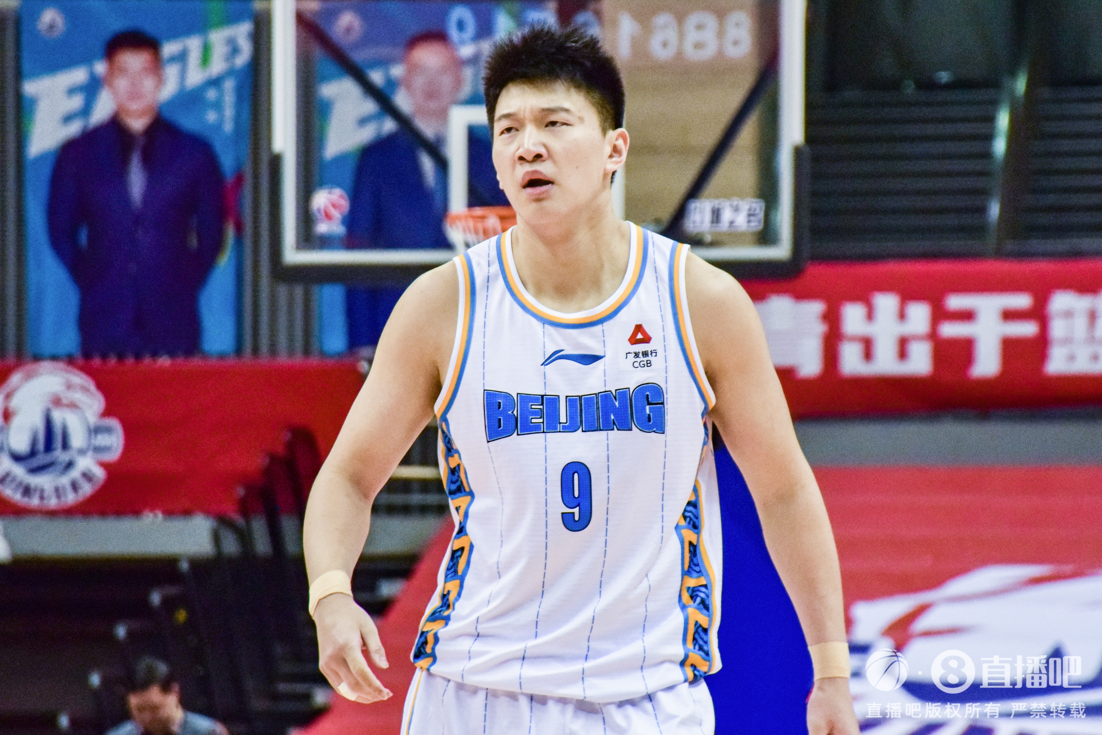  打得可以！雷蒙8中3拿10分2板1助1斷&次節(jié)單節(jié)8分 正負值+19