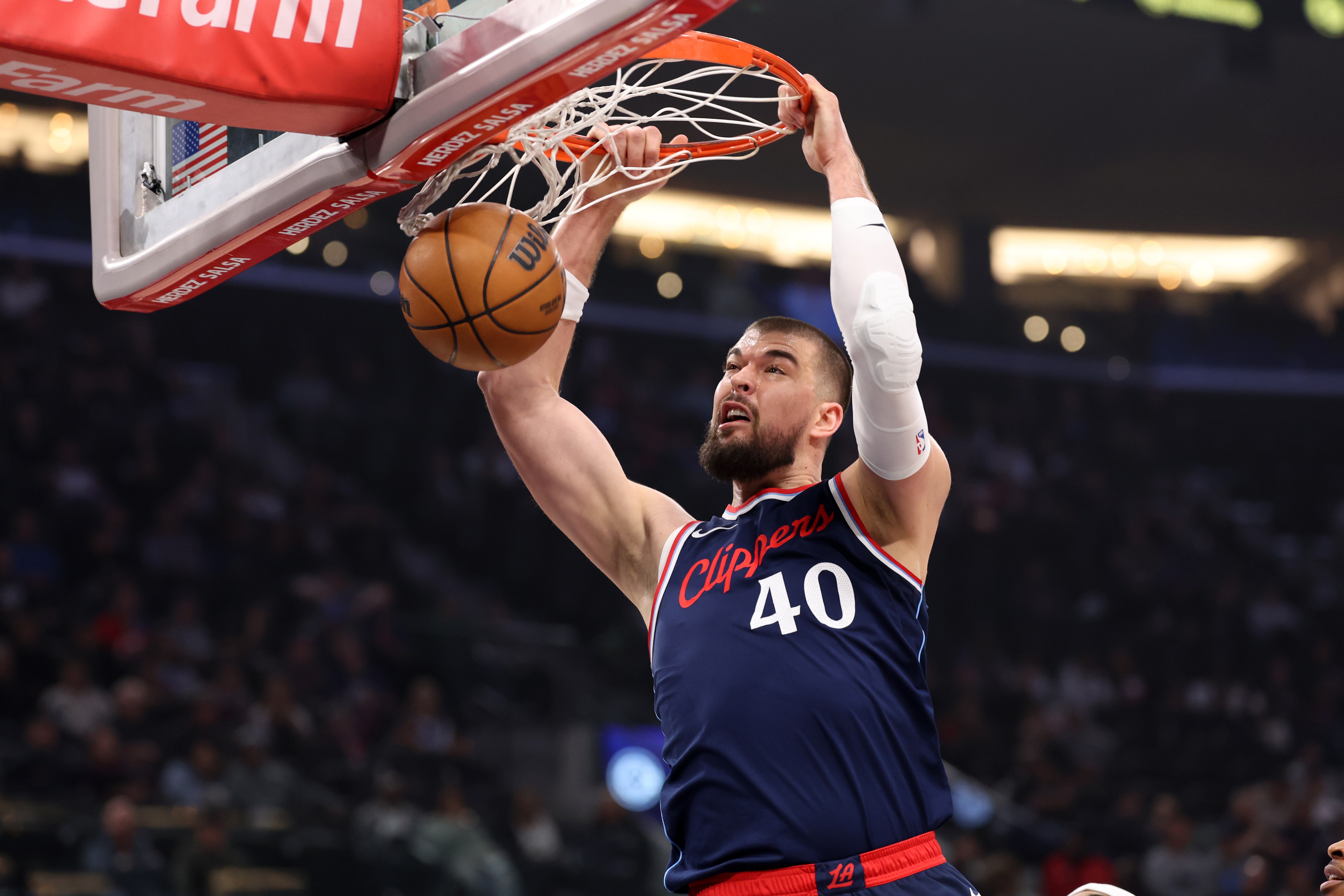  26分13板！船記：祖巴茨看起來仍然是NBA最好的中鋒之一
