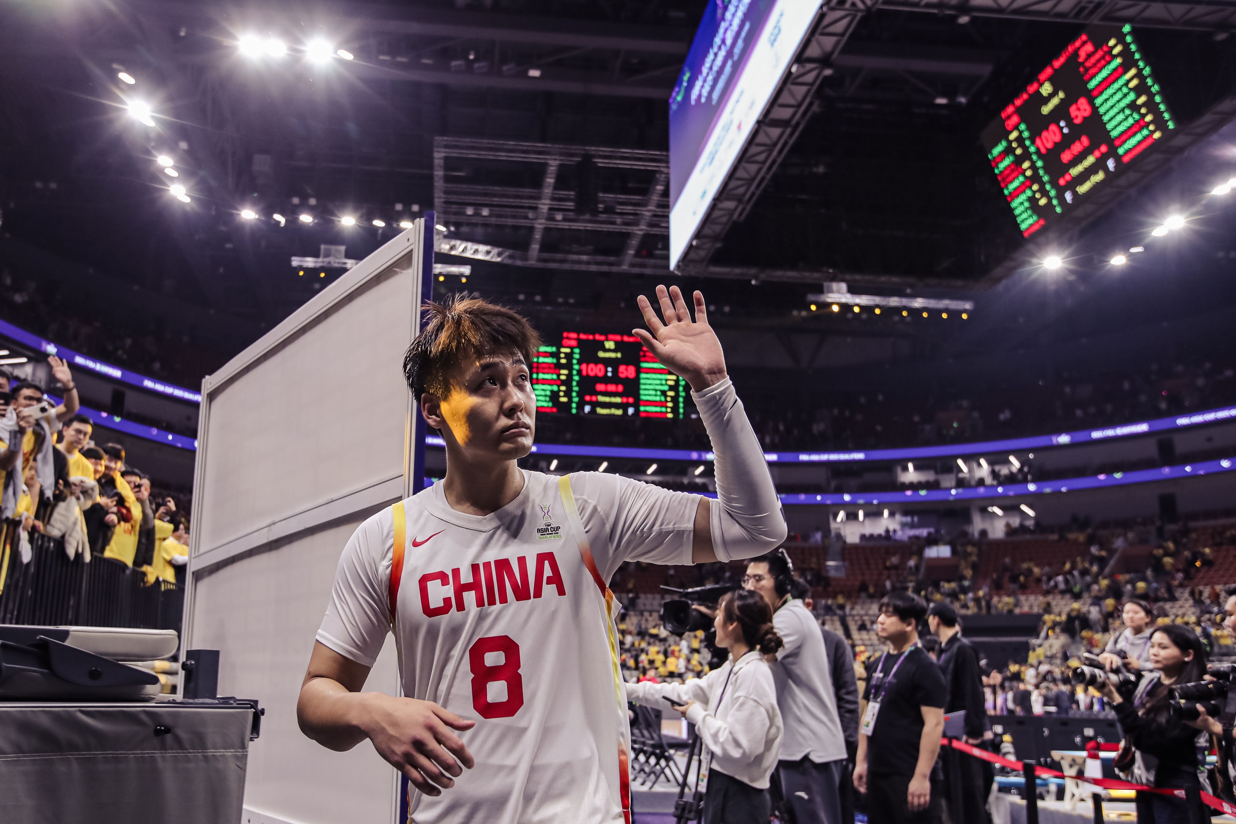  奠定基調(diào)！趙睿三分4中3攻下15+5+5 次節(jié)連得10分帶隊(duì)拉開(kāi)分差